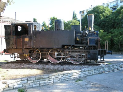 Muzejski primjerak lokomotive na Glavnom kolodvoru u Puli